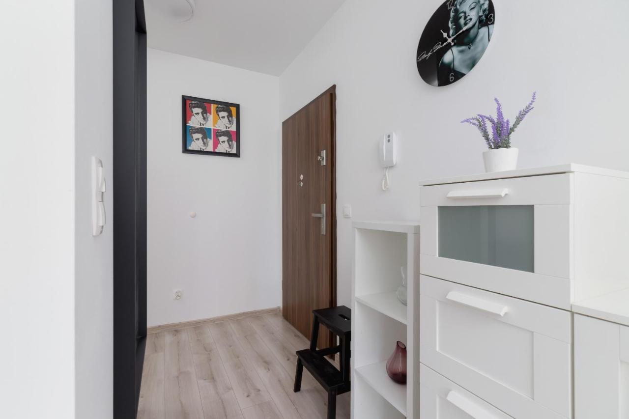 Krowodrza Apartment Premium With Balcony By Renters Prestige Cracovia Exterior foto