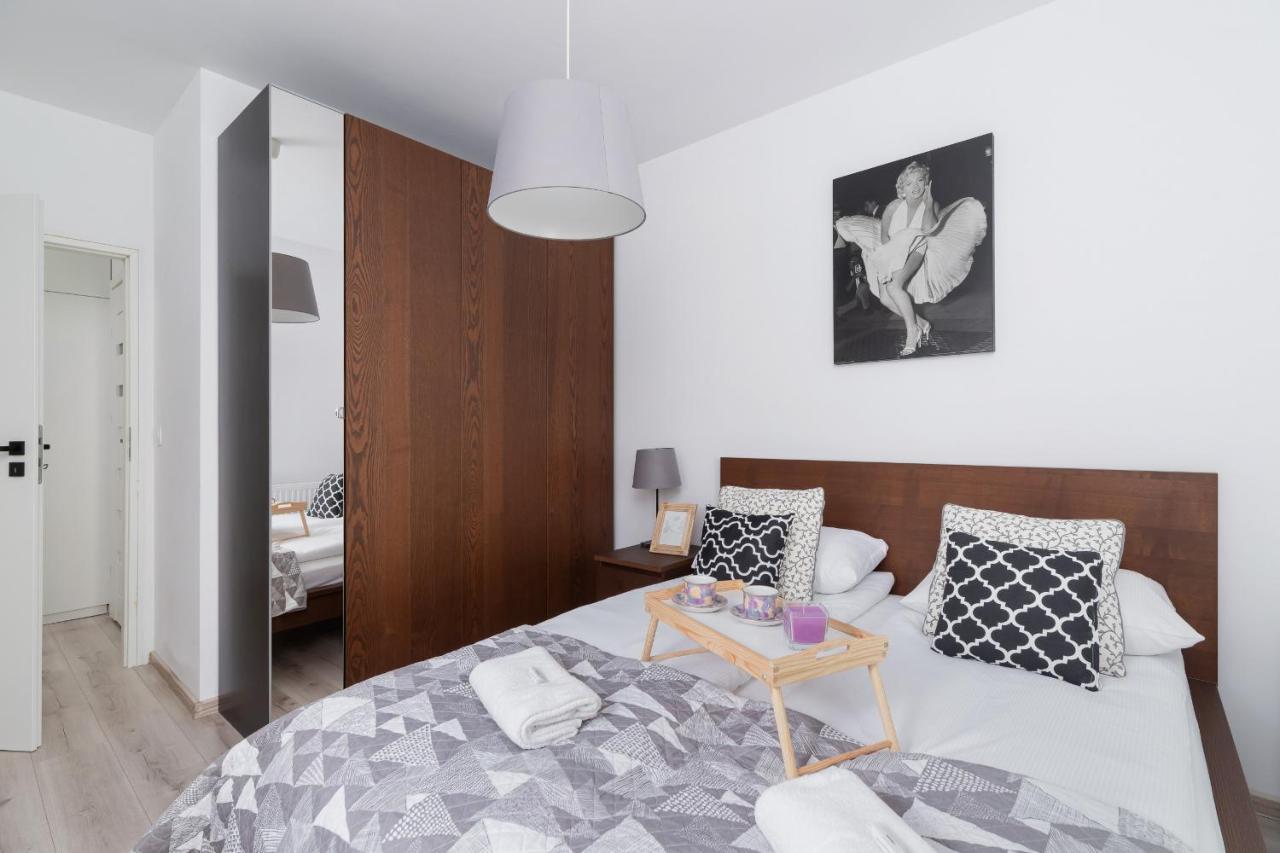 Krowodrza Apartment Premium With Balcony By Renters Prestige Cracovia Exterior foto